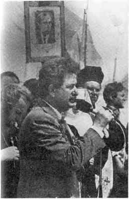 Обвиняет земля. Организация украинских националистов: документы и материалы - i_024.jpg