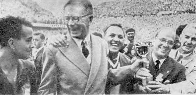 Пеле, Гарринча, футбол… - i_003.jpg