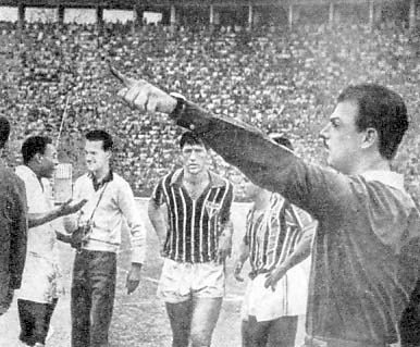 Пеле, Гарринча, футбол… - i_008.jpg