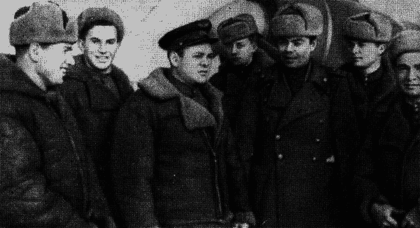 Боем живет истребитель - _07.png