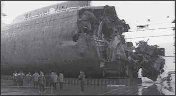 «Она утонула...». Правда о «Курске», которую скрывают Путин и Устинов<br />Издание второе, переработанное и дополненное - i_168.jpg