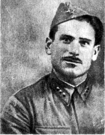 Немеренные версты (записки комдива) - i_024.jpg