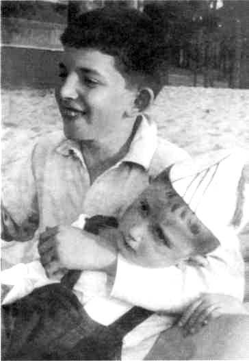 Братья Стругацкие - i_006.jpg