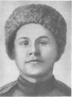 У Кремлевской стены (сборник) - i_009.jpg