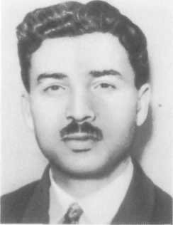 У Кремлевской стены (сборник) - i_102.jpg