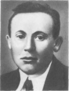 У Кремлевской стены (сборник) - i_107.jpg