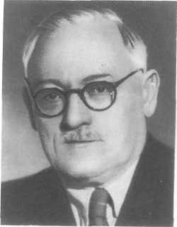 У Кремлевской стены (сборник) - i_141.jpg