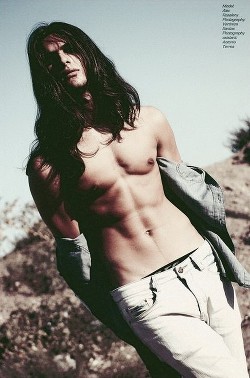 Читать онлайн книгу Бетонные стены воздушного города автор Книга Бетонные стены воздушного города