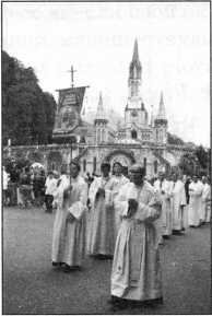 Почему я люблю Россию<br />Воспоминания монсеньора Бернардо Антонини - i_007.jpg