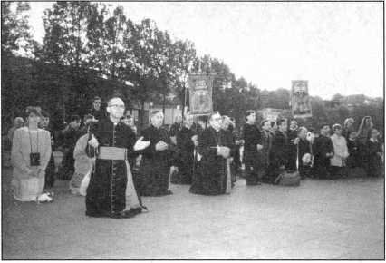 Почему я люблю Россию<br />Воспоминания монсеньора Бернардо Антонини - i_010.jpg