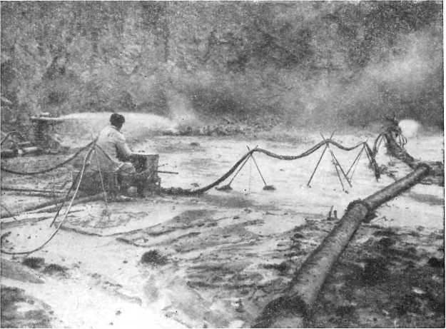 В долинах золотого песка - i_017.jpg