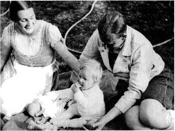 Райнхард Гейдрих — паладин Гитлера<br />(сборник) - i_023.jpg