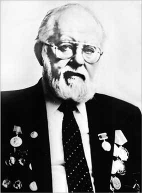 Метрополитен Петербурга. Легенды метро, проекты, архитекторы, художники и скульпторы, станции, наземные вестибюли - i_031.jpg