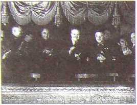 Исторические хроники с Николаем Сванидзе. Книга 2. 1934-1953 - i_027.jpg