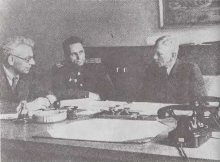 Как мы управляли Германией - i_070.jpg