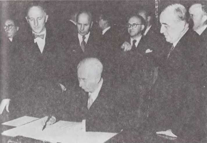 Как мы управляли Германией - i_086.jpg