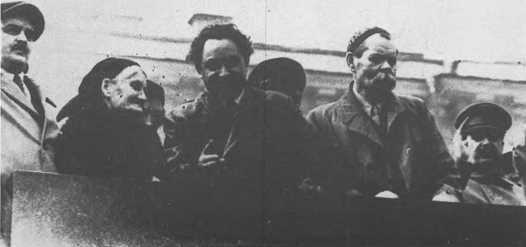 Портрет тирана - i_031.jpg