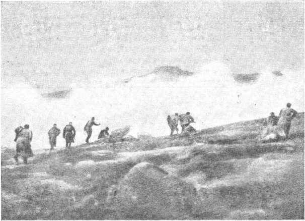 Победа Советской Армии в Заполярье<br />(Десятый удар, 1944 год) - i_019.jpg