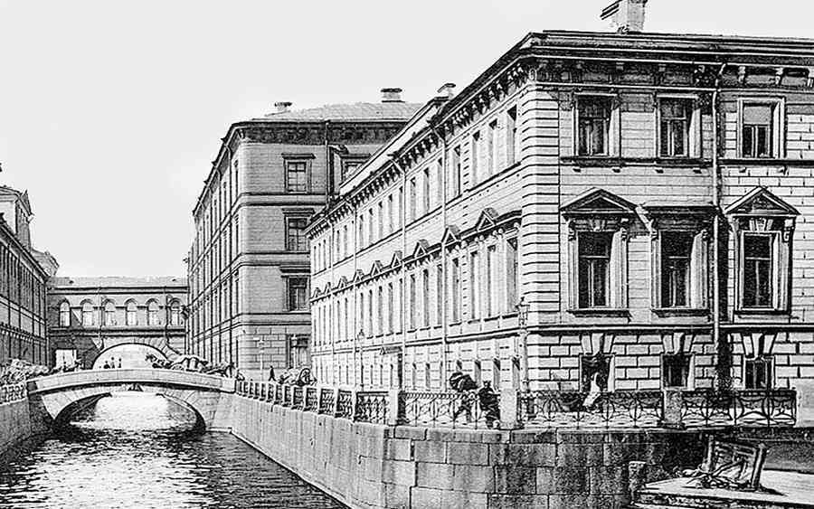История петербургских особняков. Дома и люди - i_104.jpg