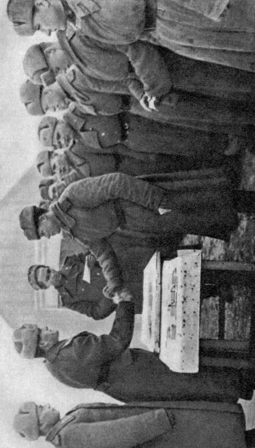 Вспомним мы пехоту... - i_015.jpg