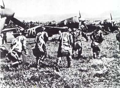 Тысяча четыреста восемнадцать дней<br />(Рассказы о битвах и героях Великой Отечественной войны) - i_520.jpg