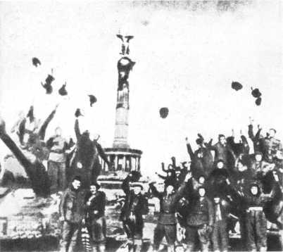 Тысяча четыреста восемнадцать дней<br />(Рассказы о битвах и героях Великой Отечественной войны) - i_680.jpg