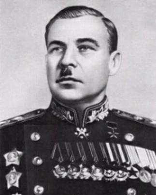 Тысяча четыреста восемнадцать дней<br />(Рассказы о битвах и героях Великой Отечественной войны) - i_692.jpg