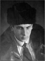 Пять бессмертных<br />(Т. II) - i_004.jpg