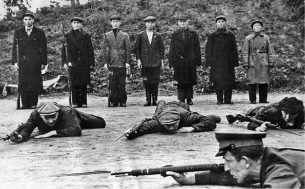 Оборона Севастополя<br />(Полная хроника – 250 дней и ночей) - i_006.jpg