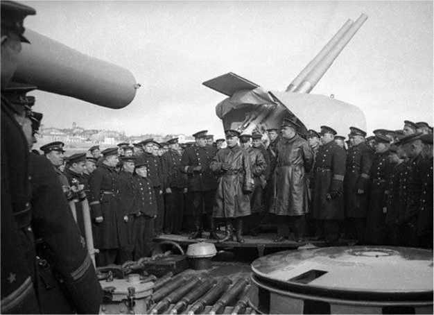 Оборона Севастополя<br />(Полная хроника – 250 дней и ночей) - i_008.jpg