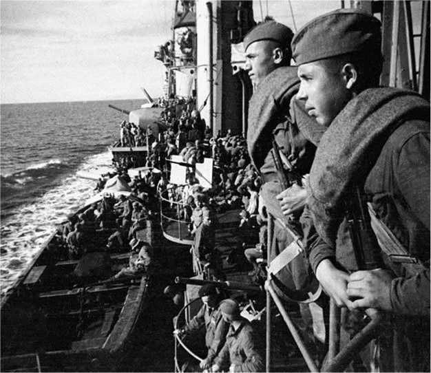 Оборона Севастополя<br />(Полная хроника – 250 дней и ночей) - i_011.jpg