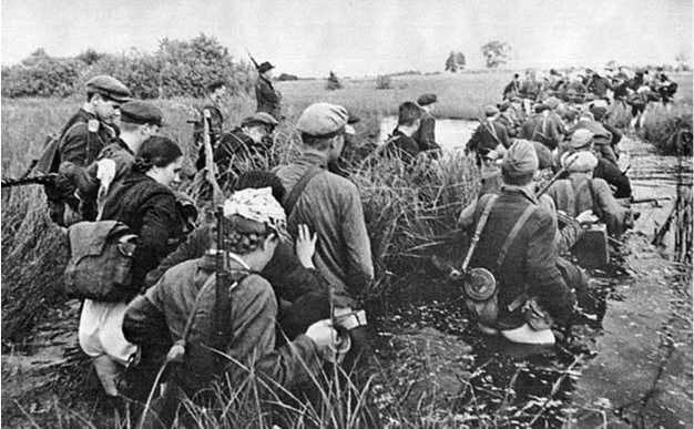 Оборона Севастополя<br />(Полная хроника – 250 дней и ночей) - i_014.jpg