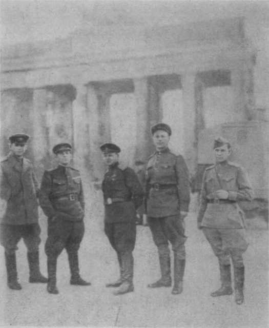 Танки идут на мины - i_012.jpg