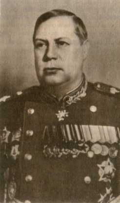 Полководцы Великой Отечественной<br />(Книга для учащихся старших классов) - i_033.jpg