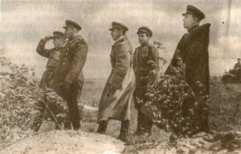 Полководцы Великой Отечественной<br />(Книга для учащихся старших классов) - i_046.jpg