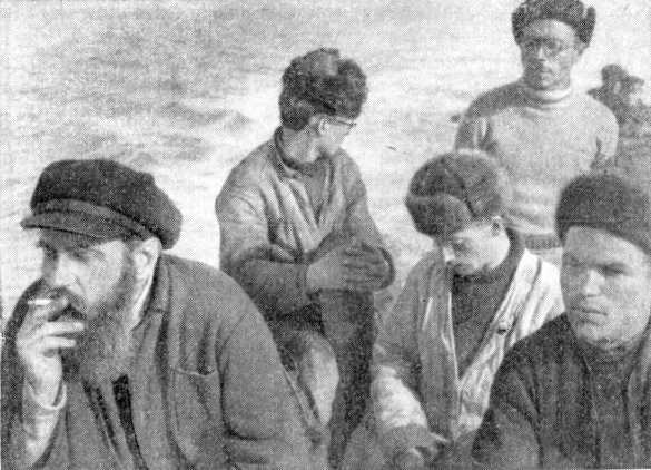 Повесть о ледовом комиссаре - i_023.jpg