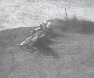 Профессиональные приемы вождения кроссового мотоцикла и эндуро - i_038.jpg