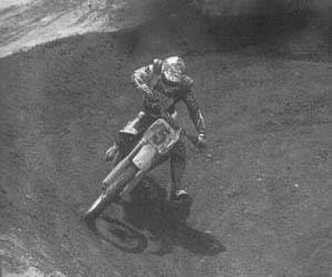 Профессиональные приемы вождения кроссового мотоцикла и эндуро - i_039.jpg