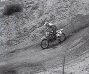 Профессиональные приемы вождения кроссового мотоцикла и эндуро - i_063.jpg