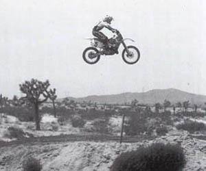 Профессиональные приемы вождения кроссового мотоцикла и эндуро - i_073.jpg