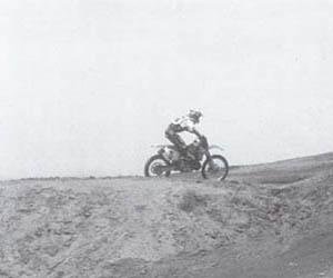 Профессиональные приемы вождения кроссового мотоцикла и эндуро - i_075.jpg