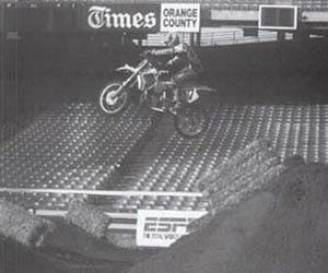 Профессиональные приемы вождения кроссового мотоцикла и эндуро - i_078.jpg