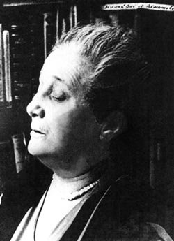 Я научилась просто, мудро жить - i_162.jpg